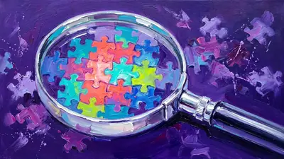 Ilustración: una lupa a través de la cual unas piezas de puzzle encajan.